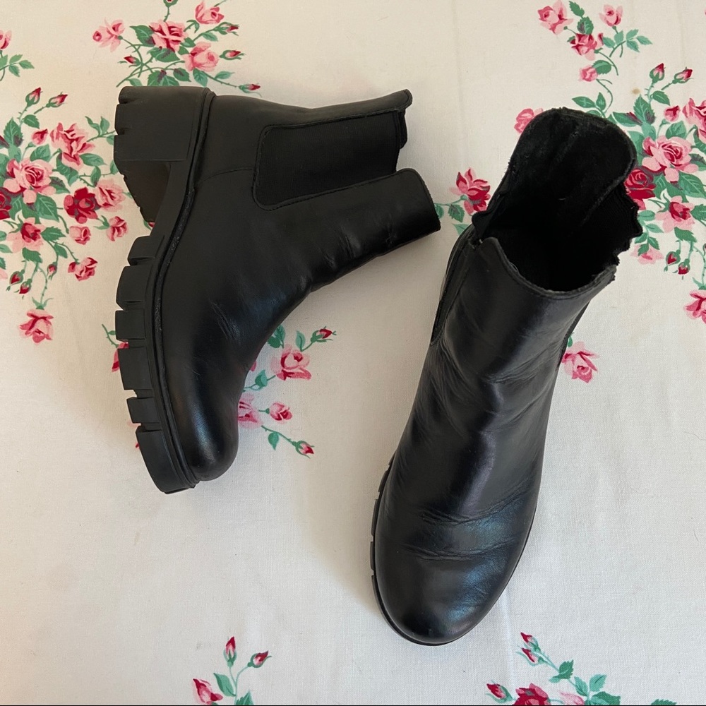 Black Leather UO Lug Sole Chelsea Boots